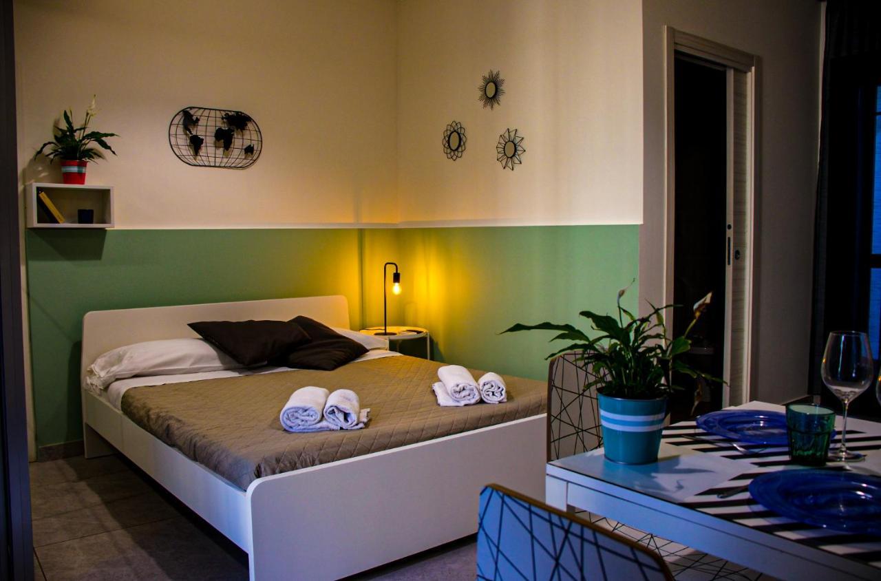 Trinacria Apartments Catania Bagian luar foto